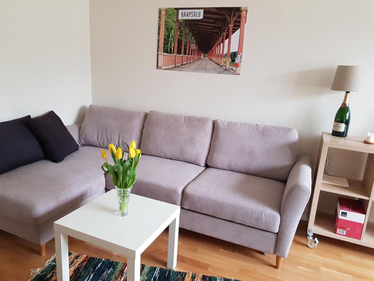 Aia Apartment Haapsalu Extérieur photo